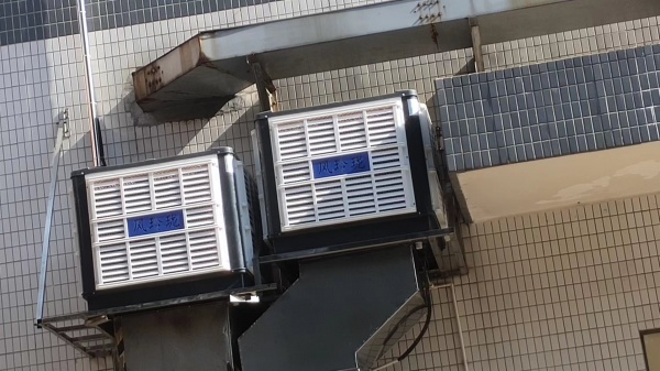 中山川菜馆厨房安装抽油烟净化器设备更换改效果通风管道安装