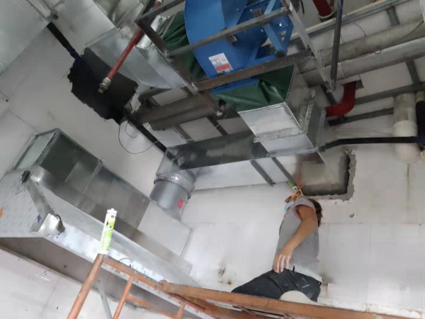 肇庆市厨房油烟净化系统油烟管道制作安装抽风机定制